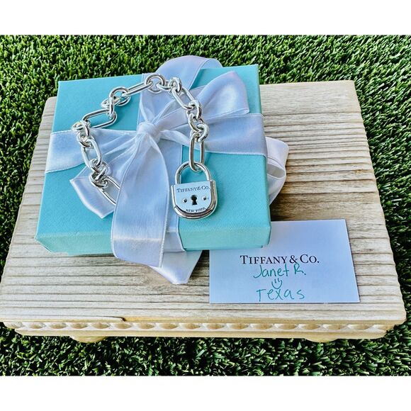 Tiffany & Co. Vintage Bracelet with Lock in Sivler, 7.5" - Picture 1 of 4